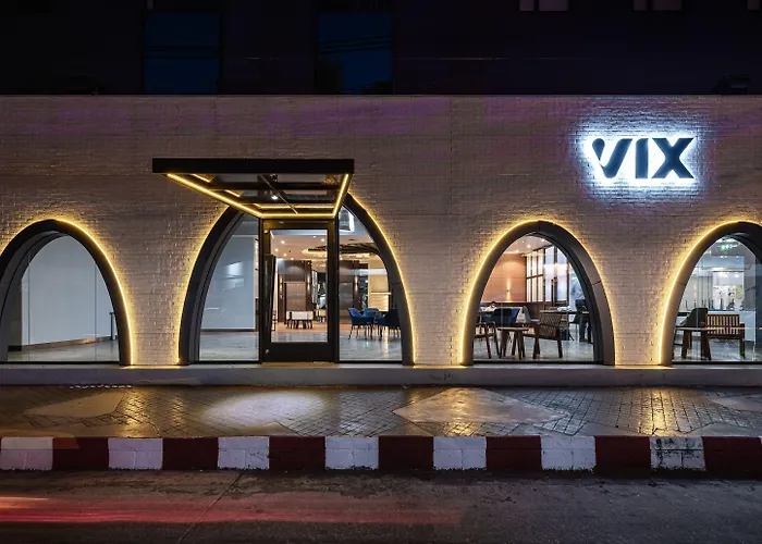 Vix At Victory Monument Hotel
