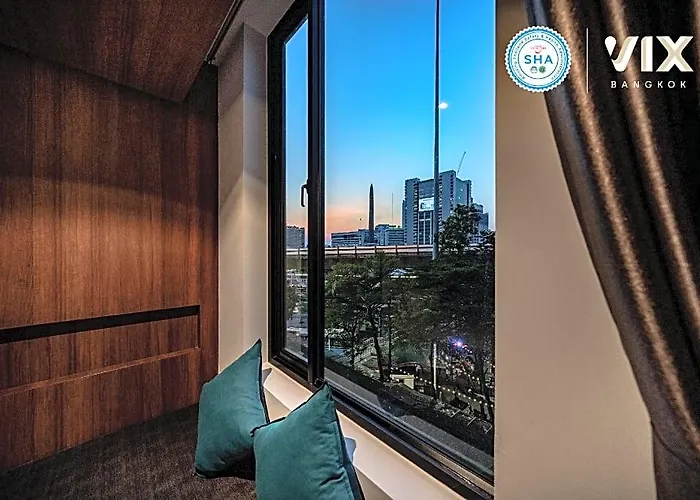Hotel Vix At Victory Monument 3*